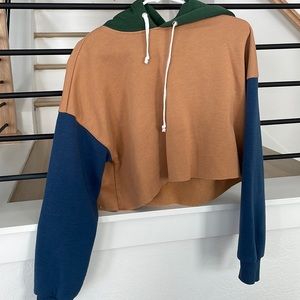 Multicolored crop top